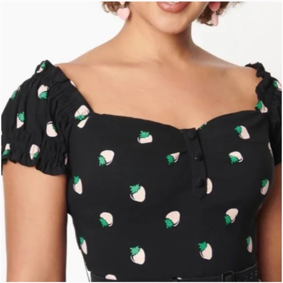 UNIQUE VINTAGE Strawberry Fit & Flare Black and Pink Swing Dress with Pockets! - Picture 4 of 5